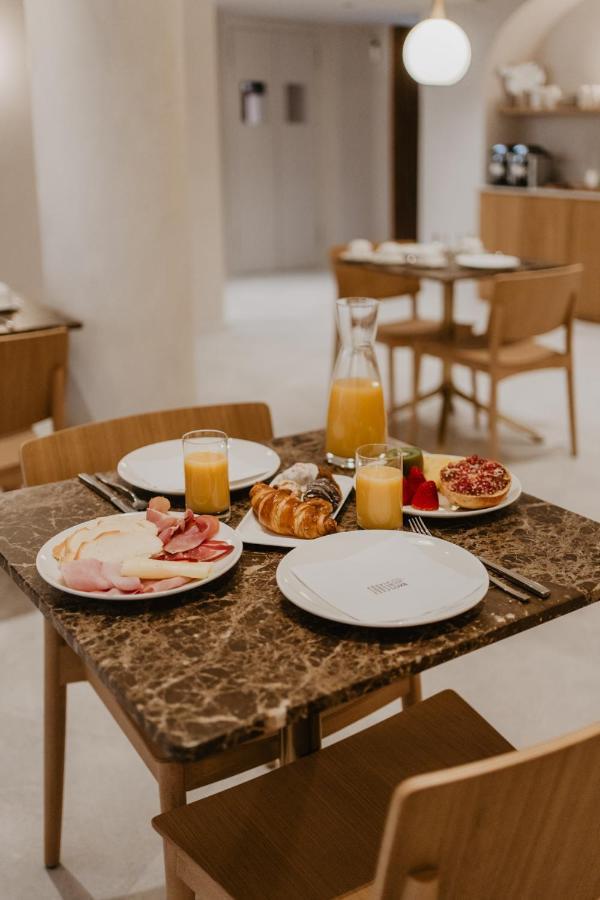Hotel Petit Luxe Terrassa Eksteriør bilde