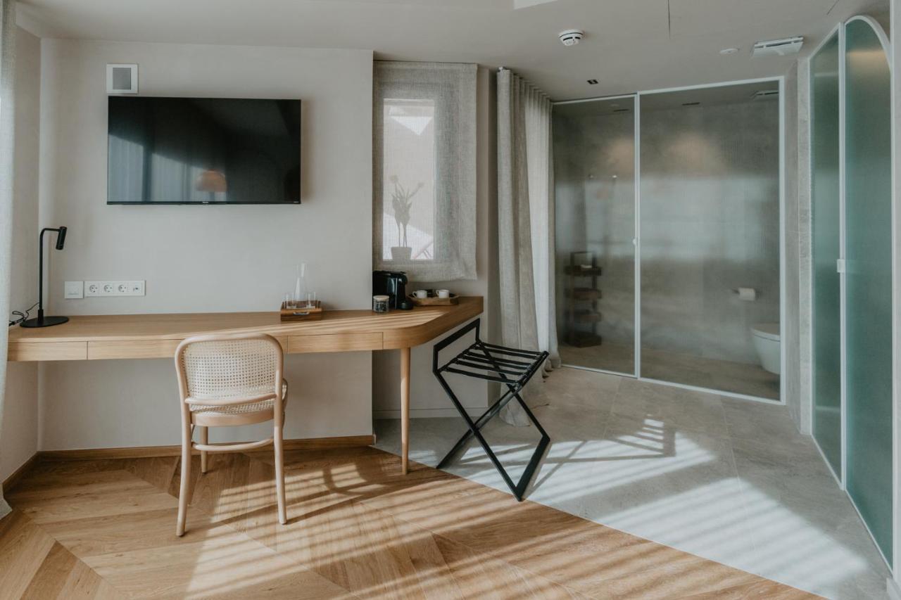 Hotel Petit Luxe Terrassa Eksteriør bilde
