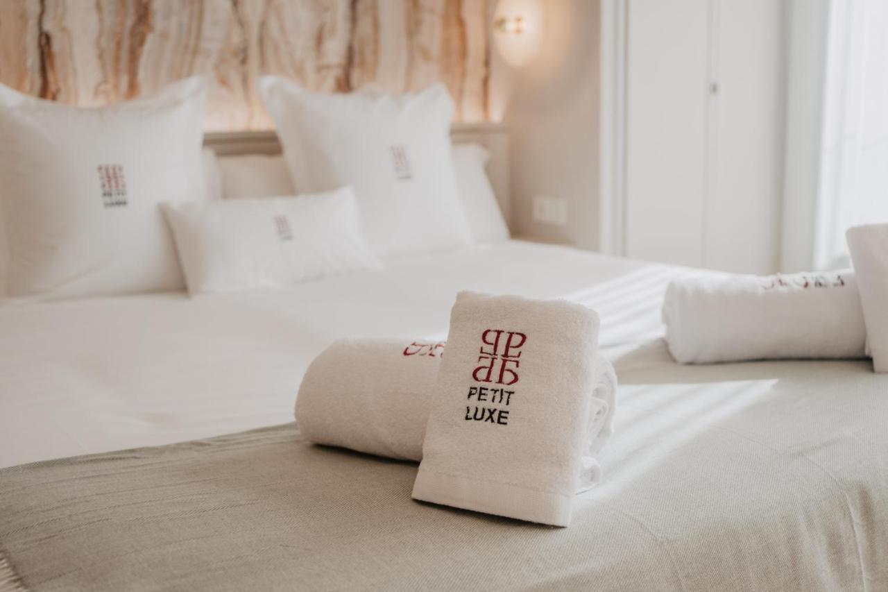 Hotel Petit Luxe Terrassa Eksteriør bilde